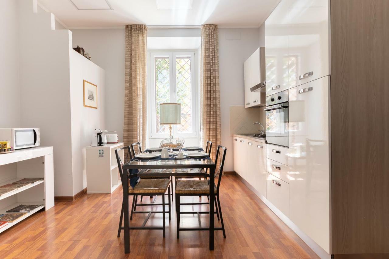 La Corte Pontificia Guest house 3*