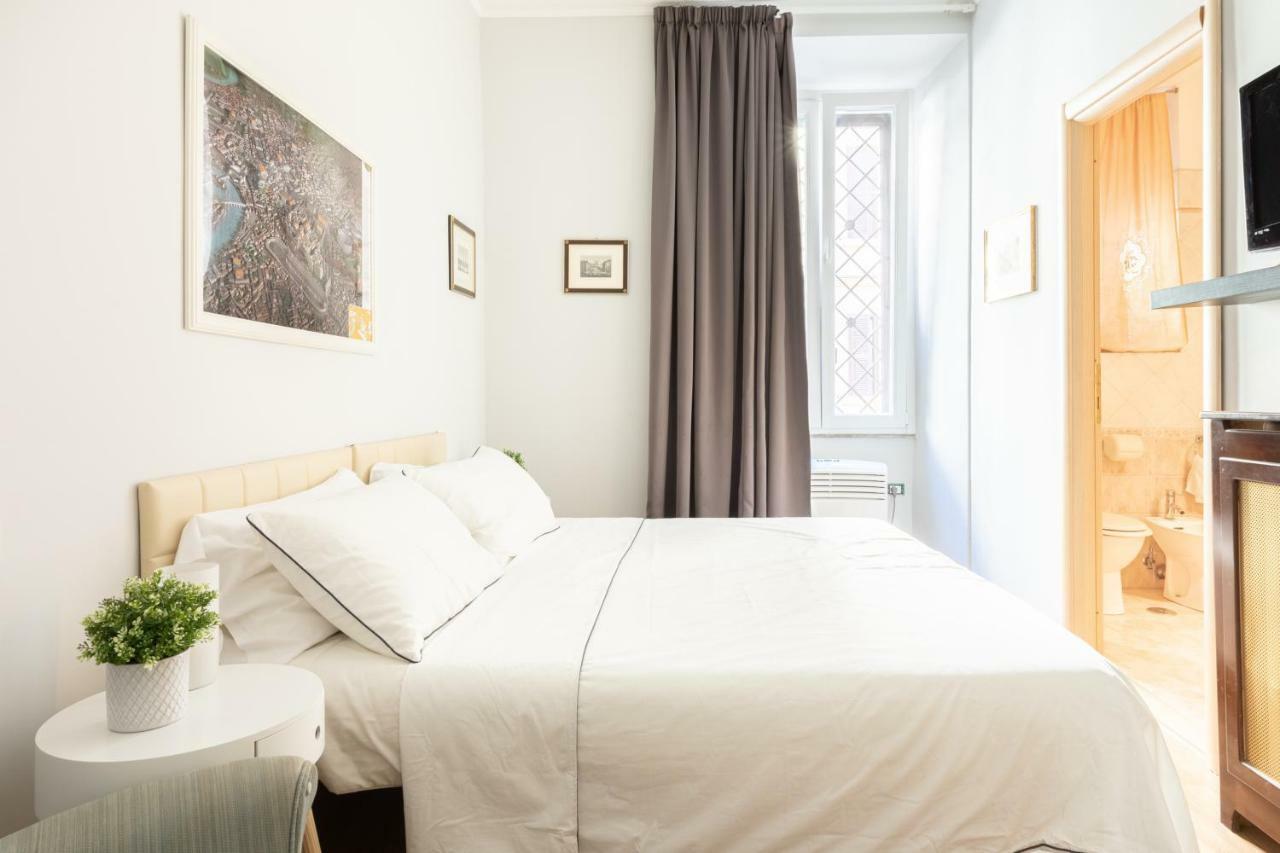 La Corte Pontificia Guest house 3*